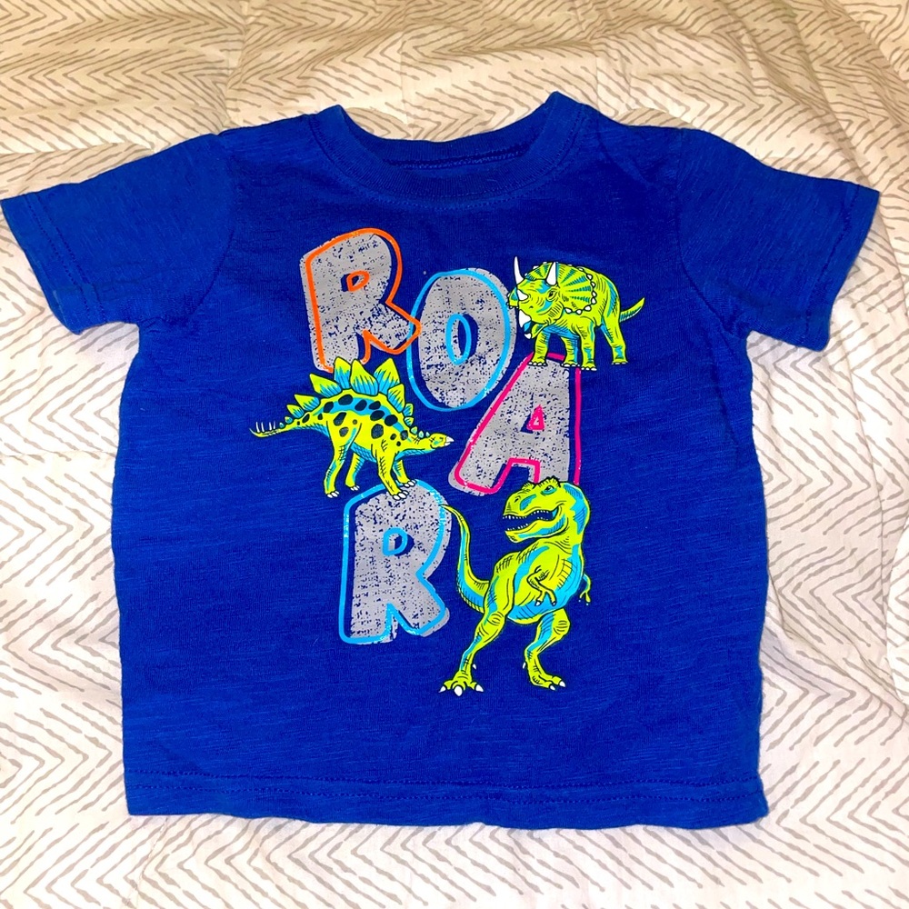 Blue roar shirt